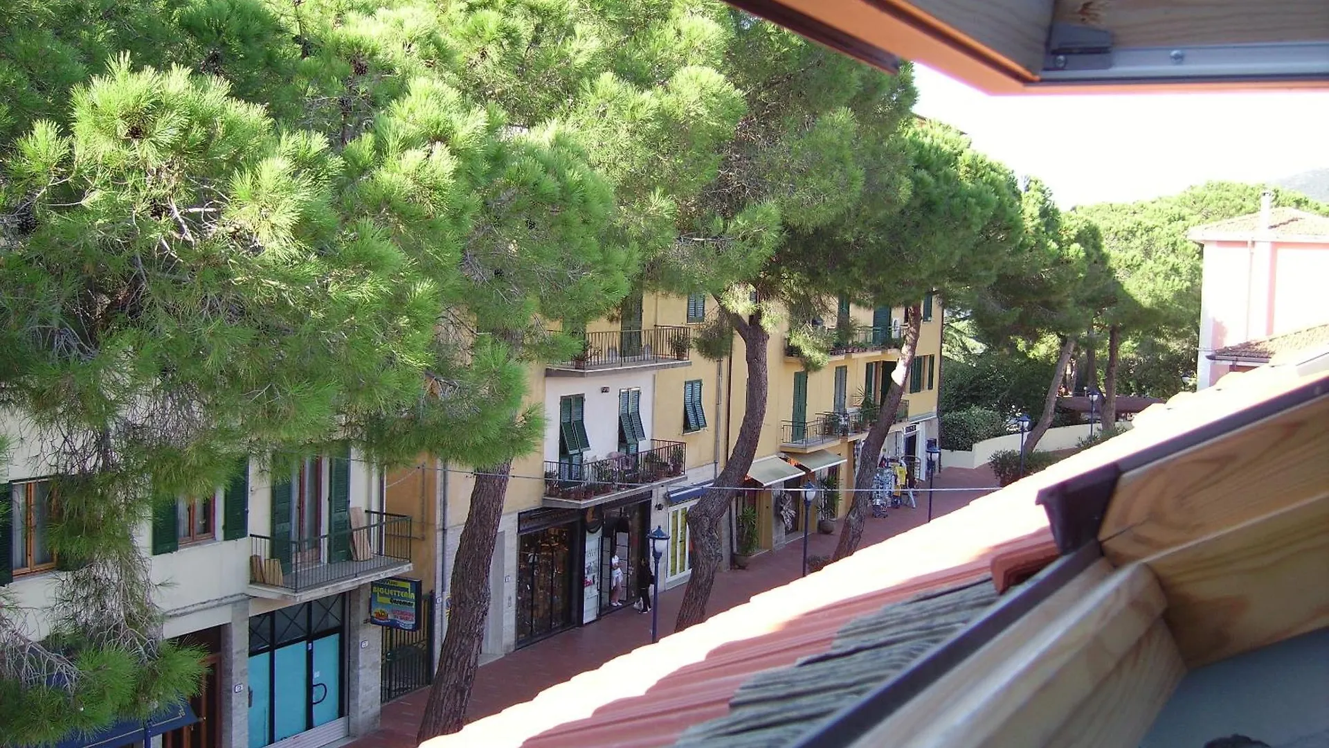 Aparthotel Marina Azzurra Vistamare - Hituscany Marina di Campo Italy
